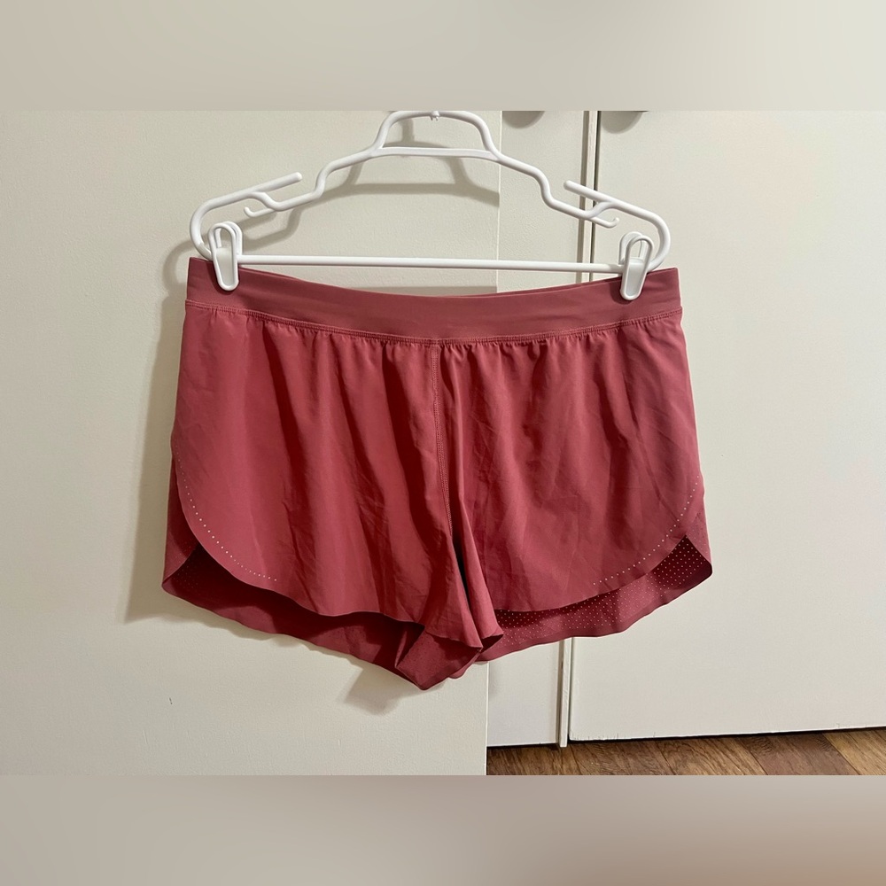Lululemon Fast & Free shorts
